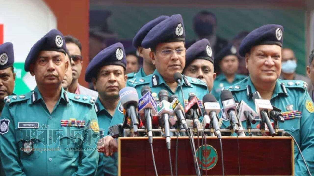 নিরাপদ বইমেলার জন্য পুলিশ সর্বোচ্চ সতর্কতায় প্রস্তুতি জারি