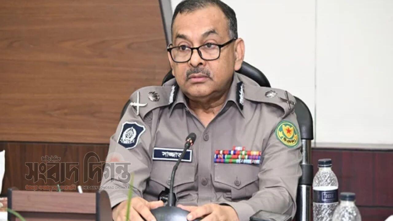 পদত্যাগের আবেদন করলেন ডিএমপি কমিশনার সাজ্জাত আলী 