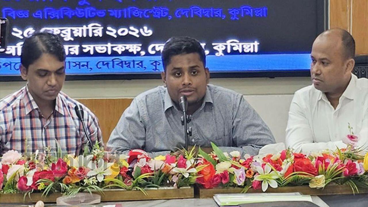 বিনাপয়সায় ভোটের প্রতিশ্রুতি অনুযায়ী বিনাপয়সায় সেবা দেবেন হাসনাত 