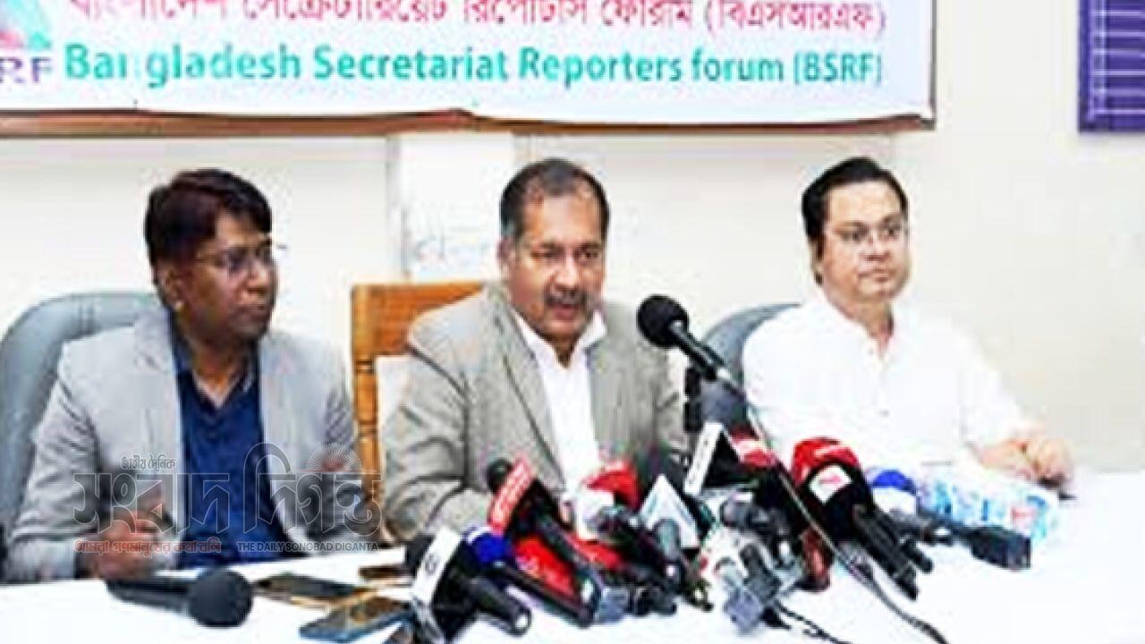 অন্যায়ভাবে বাদ পড়লে নীতিমালার আওতায় অ্যাক্রেডিটেশন কার্ড দেওয়া হবে: তথ্যমন্ত্রী
