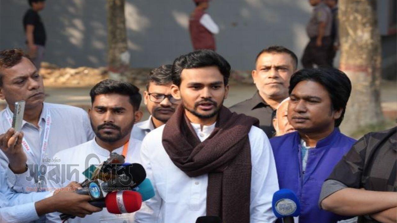 ‘২ দিনে দেশ অচল হবে’ আসিফে মাহমুদের মন্তব্য
