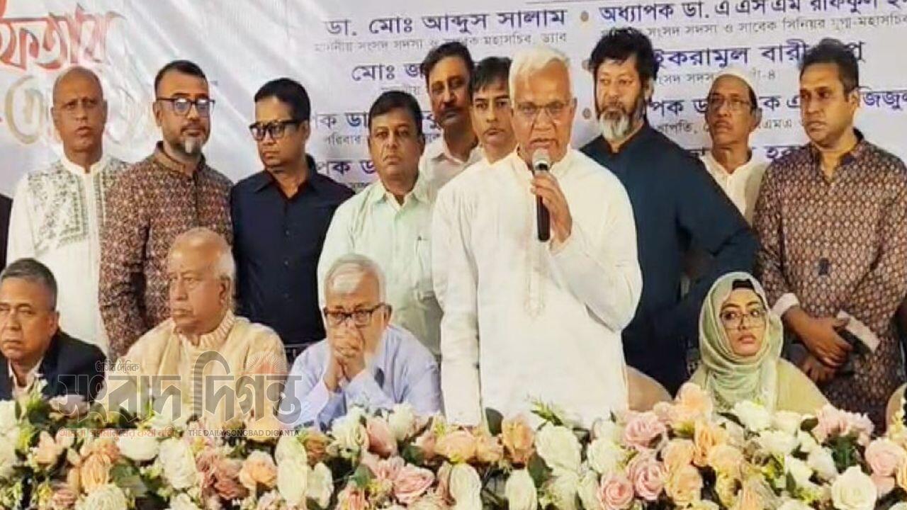 ষড়যন্ত্র মোকাবিলা করে জনগণের কল্যাণে কাজ করতে হবে: জাহিদ হোসেন