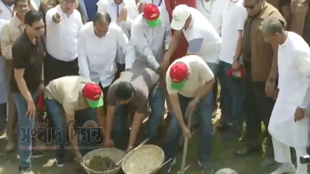 লাবদ্ধতা কমাতে খাল খনন কর্মসূচি উদ্বোধন করলেন প্রধানমন্ত্রী তারেক রহমান