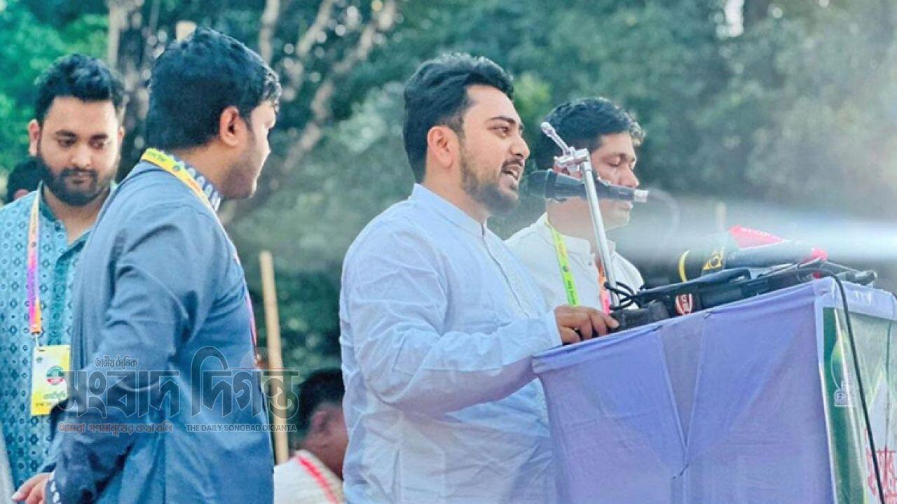 সরকার পথভ্রষ্ট হলে সংশোধন করবে এনসিপি : নাহিদ ইসলাম