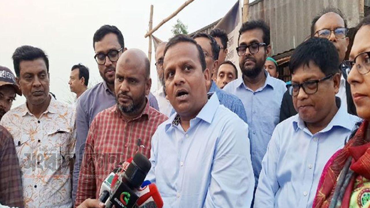 লঞ্চ ভাড়ায় ১০ শতাংশ ছাড় জানালেন নৌ প্রতিমন্ত্রী 