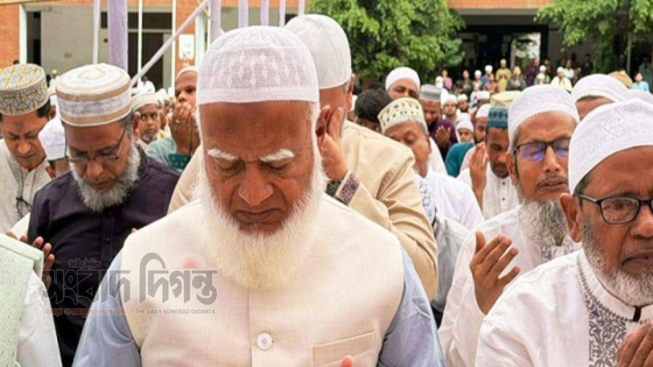মিরপুরে ঈদের নামাজ আদায় করলেন জামায়াত আমির ডা. শফিকুর রহমান