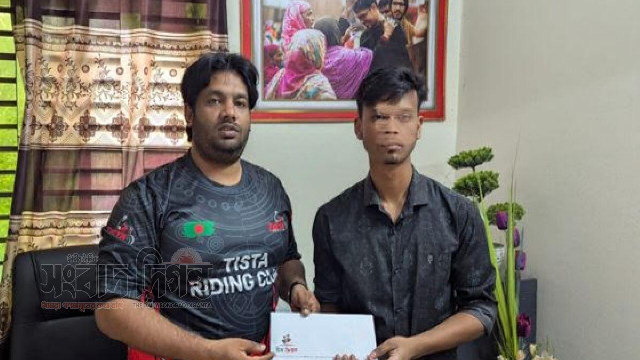 রাজশাহী বিশ্ববিদ্যালয়ে সুযোগ পাওয়া মেধাবী লাবিবুলের পাশে টিম জিয়ন