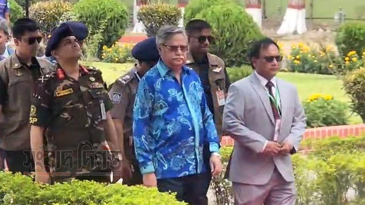 চার দিনের সফর শেষে ঢাকায় ফিরলেন রাষ্ট্রপতি সাহাবুদ্দিন 