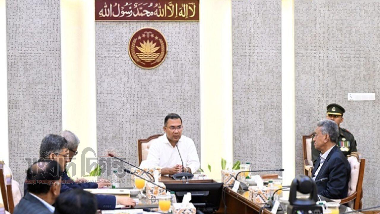 দেশের বিনিয়োগ ও শিল্পখাতের চ্যালেঞ্জ নিয়ে প্রথম আনুষ্ঠানিক সংলাপে বসলেন প্রধানমন্ত্রী