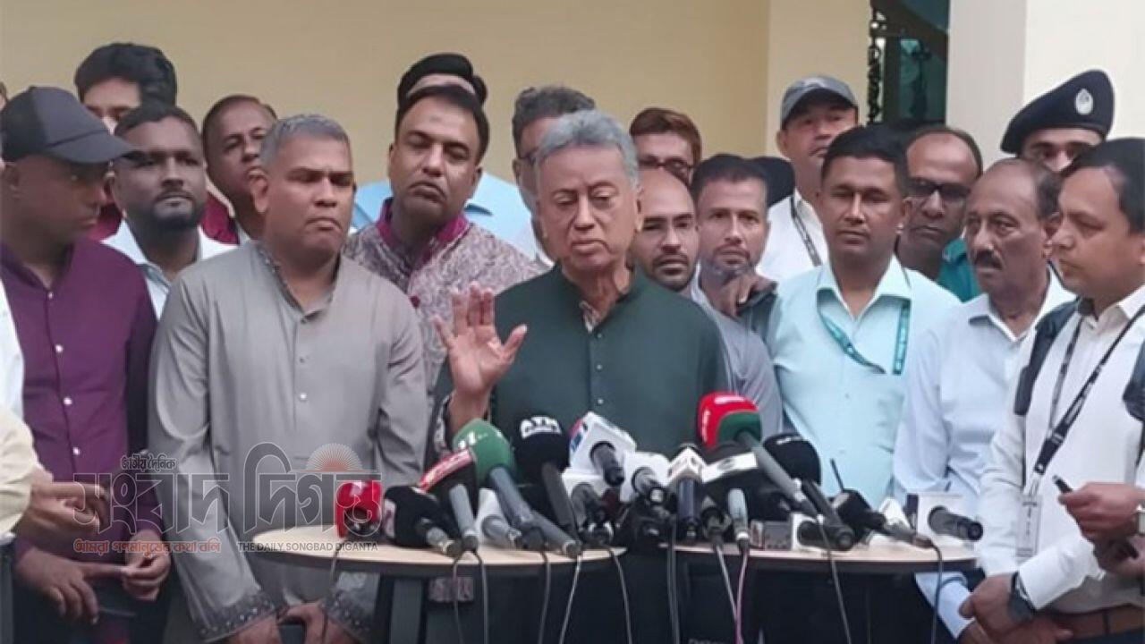 তেলের দামে আসছে নতুন সিদ্ধান্ত জ্বালানি নিরাপত্তাই অগ্রাধিকার : অর্থমন্ত্রী