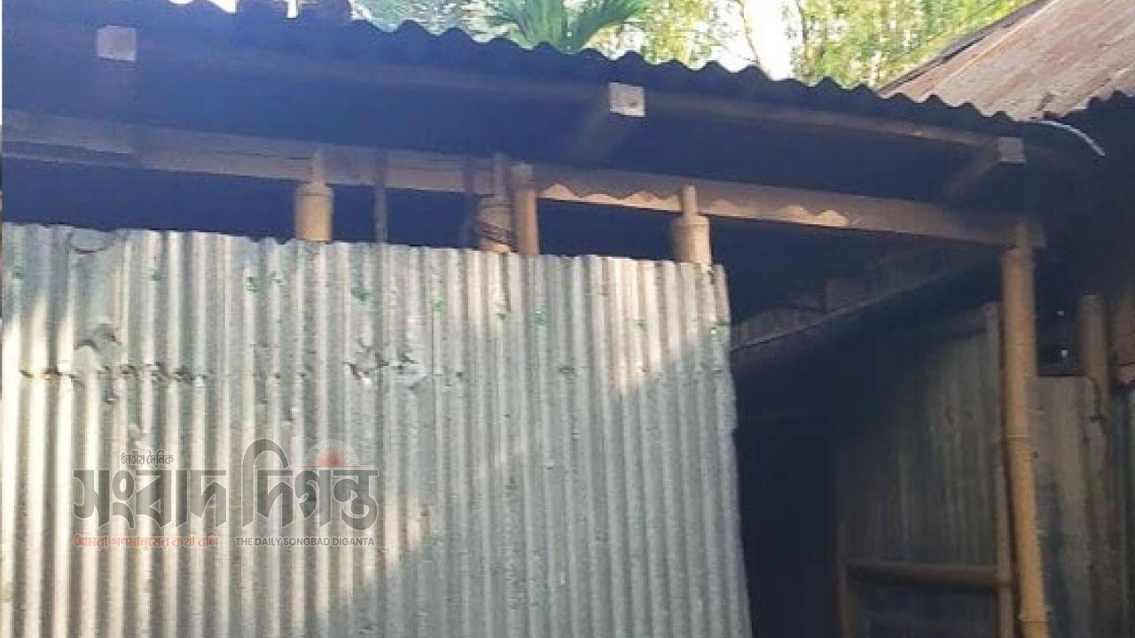 গঙ্গাচড়ায় কুপ্রস্তাবে রাজি না হওয়ায় গৃহবধূকে প্রাণনাশের হুমকি, একাধিক নারীর অভিযোগে অভিযুক্ত প্রতিবেশী