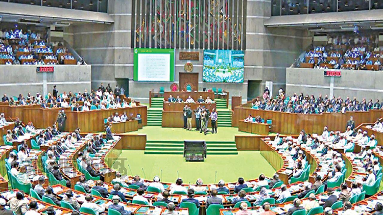 স্পিকারের মাইকও কার্যকর হয়নি অধিবেশন সাময়িক মুলতবি 