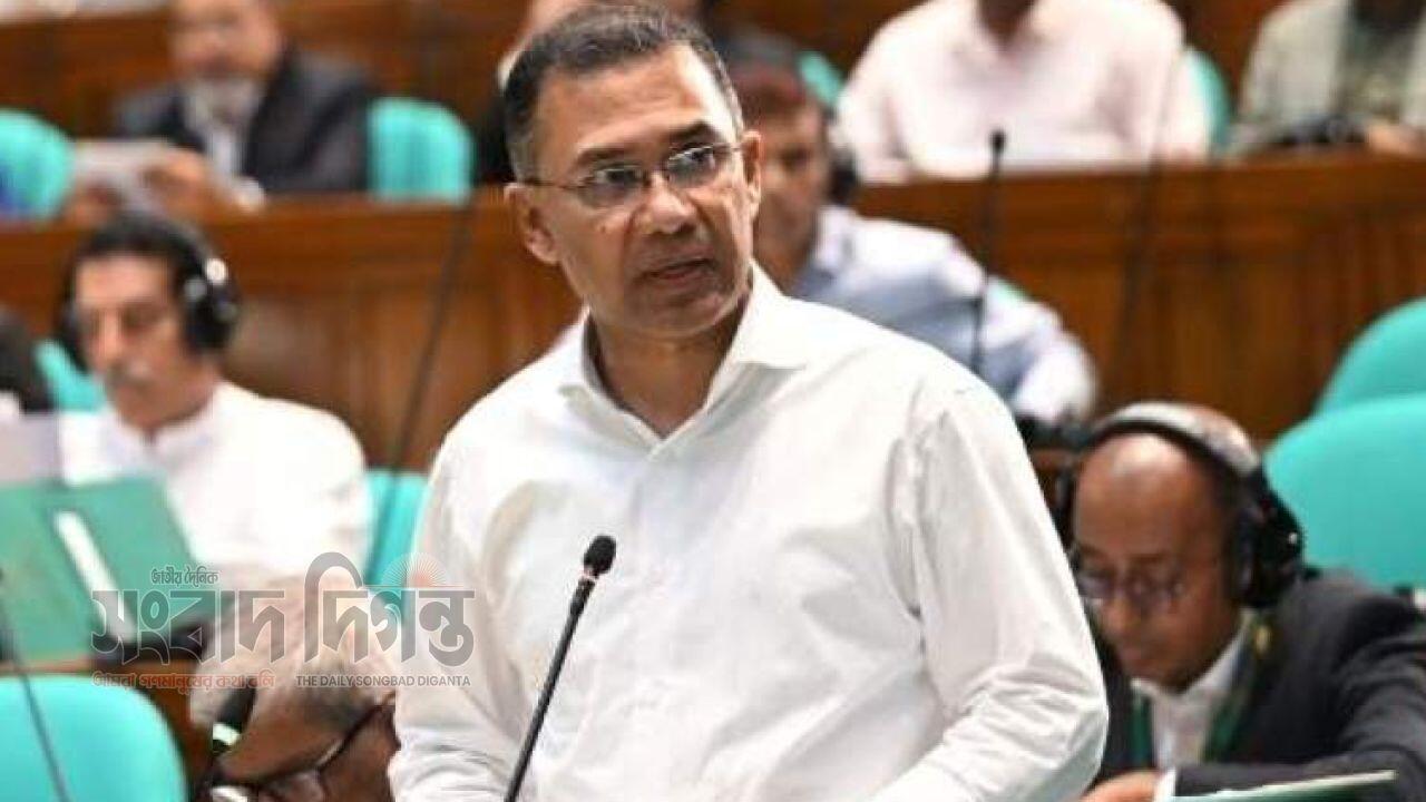 শিক্ষায় বড় বিনিয়োগের ঘোষণা  স্কুল ড্রেস ও ফ্রি ওয়াই-ফাই সুবিধা দিচ্ছে সরকার