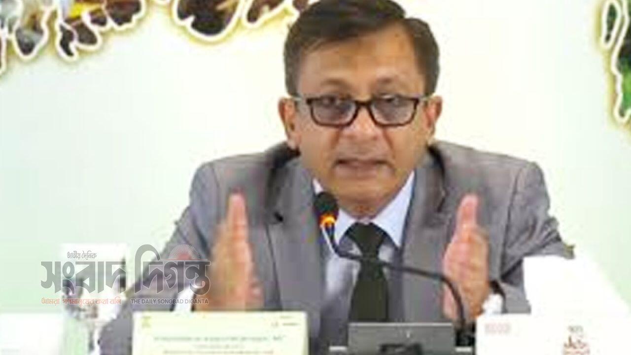আগামী বাজেটে বাড়তি করের খড়গ আসবে না : বাণিজ্যমন্ত্রী