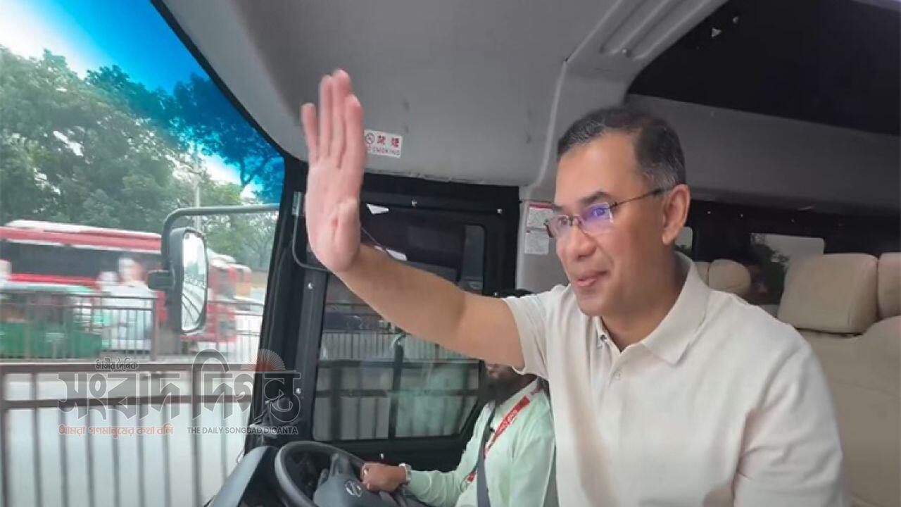 টাঙ্গাইলের পথে প্রধানমন্ত্রী তারেক রহমান, কৃষক কার্ড কর্মসূচির উদ্বোধন আজ 