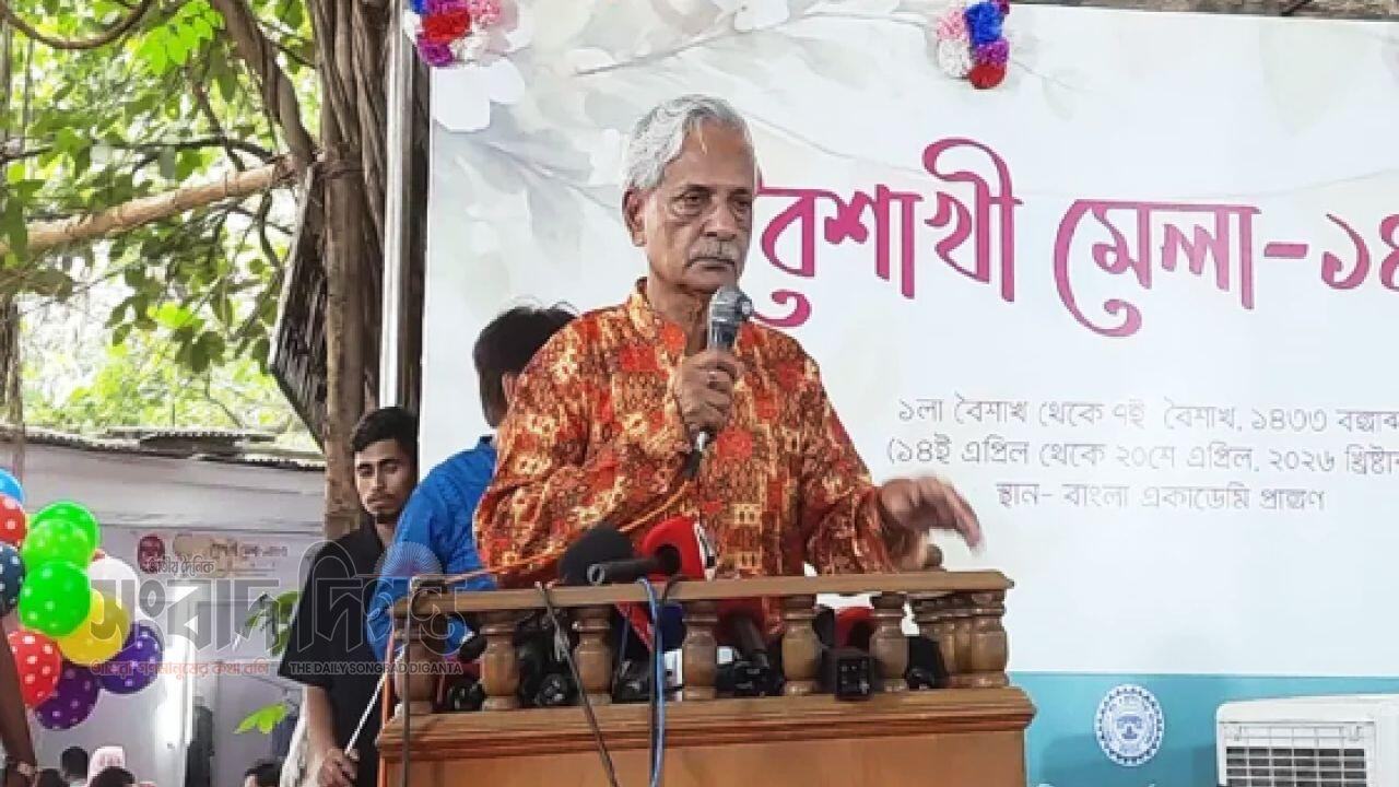 বাঁধভাঙা বন্যার মতো মানুষ বর্ষবরণে বেরিয়েছেন: সংস্কৃতিমন্ত্রী
