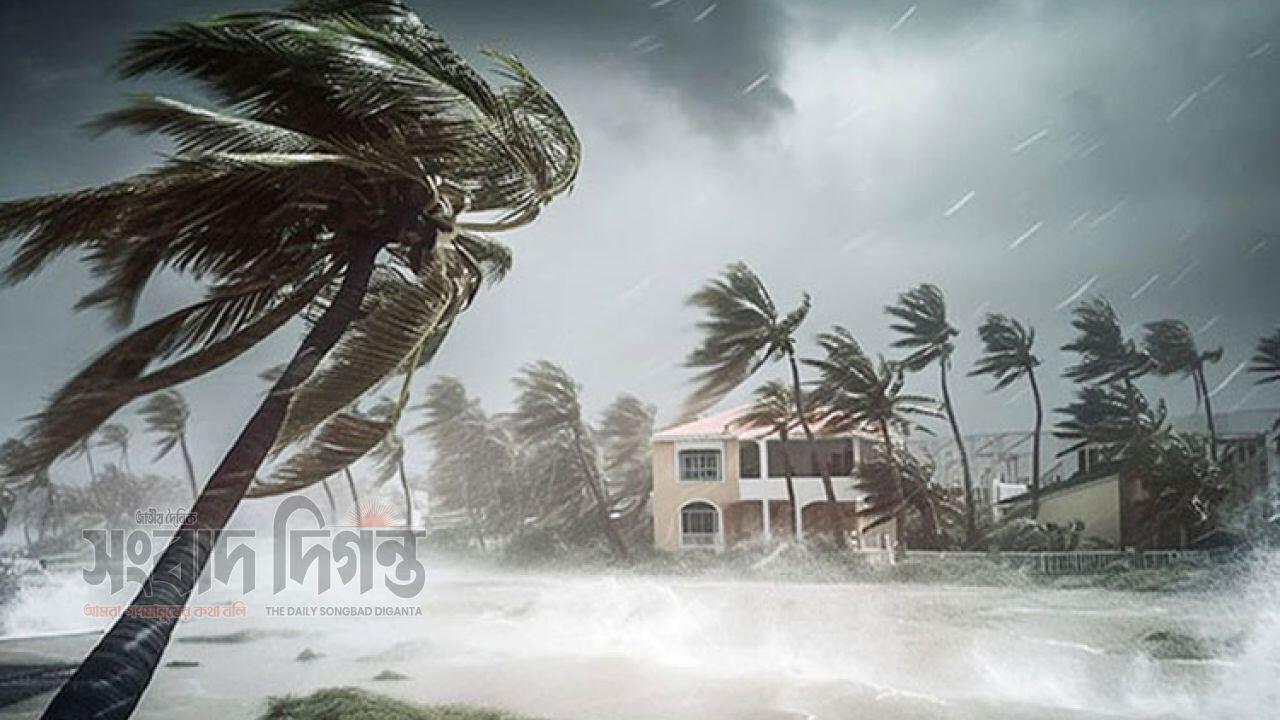 ৮০ কিমি বেগে ঝড়ো হাওয়া নদীবন্দরে ২ নম্বর সংকেত জারি