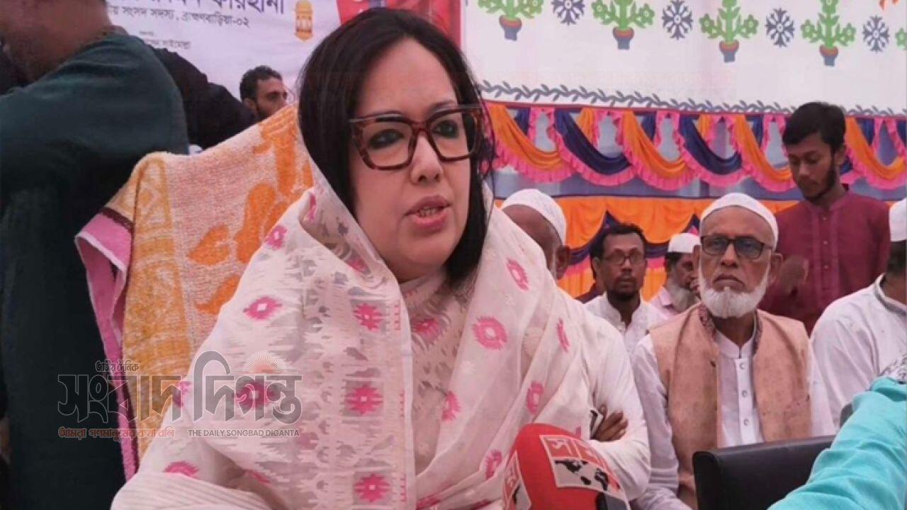 এনসিপিতে যোগের গুঞ্জন উড়িয়ে দিলেন রুমিন ফারহানা