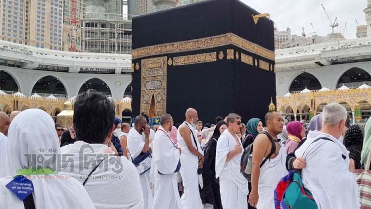 হজ পালনে কঠোর নির্দেশনা জারি সৌদির 