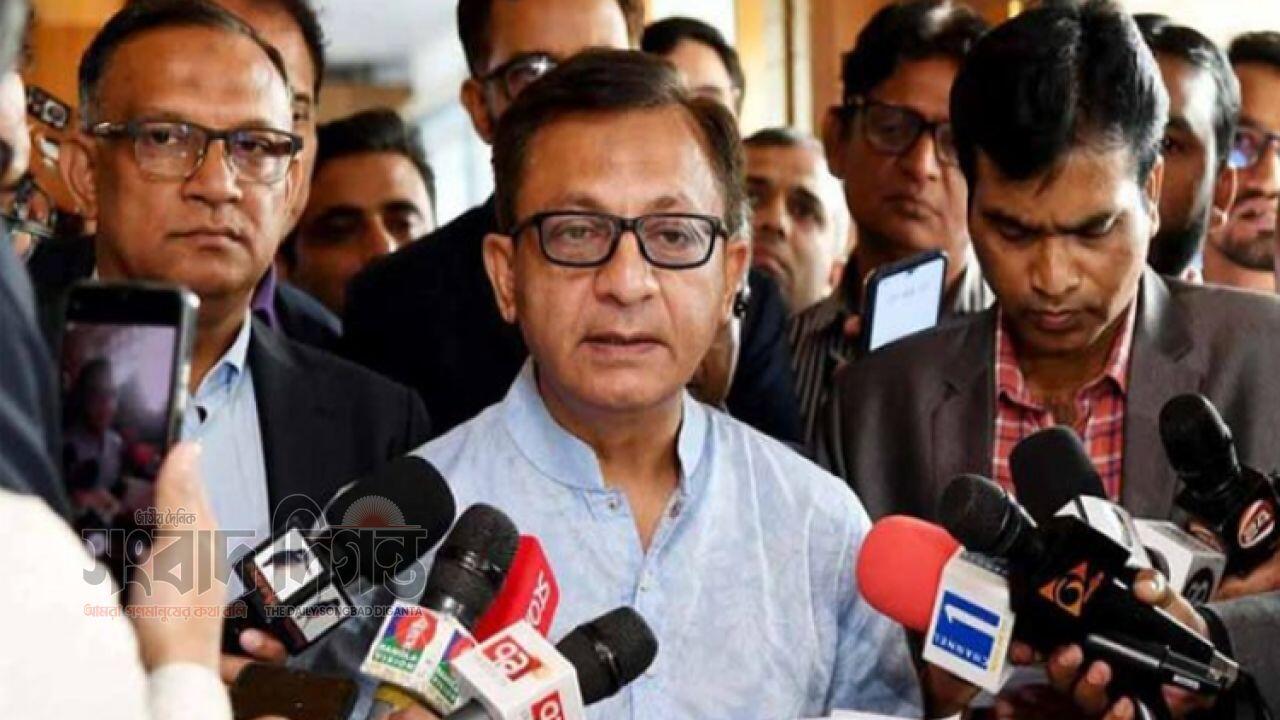 সিন্ডিকেটের বিরুদ্ধে কঠোর বার্তা বাণিজ্যমন্ত্রীর, বাজারে ‘জিম্মি’ হতে দেবে না সরকার
