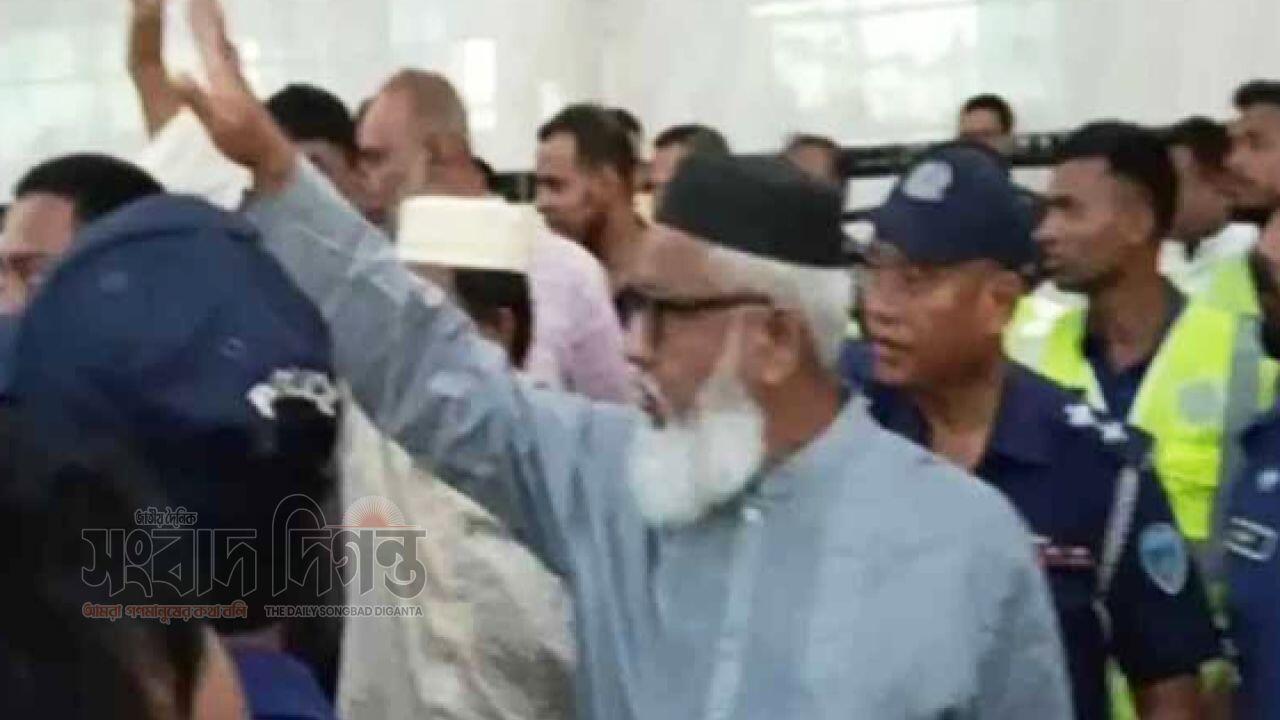 হাইকোর্টে বিচারকাজ থেকে বিরত বিচারপতি আব্দুল মান্নান