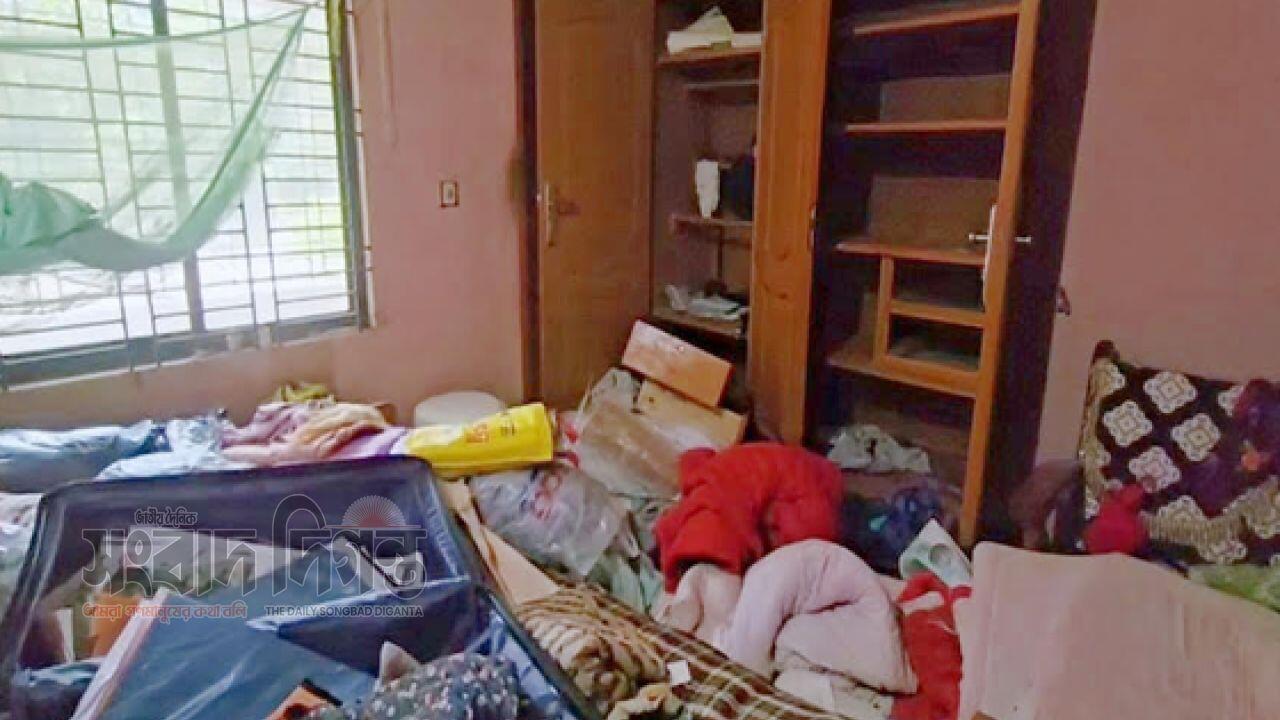 রূপগঞ্জে লন্ডন প্রবাসীর বাড়িতে দুর্ধর্ষ ডাকাতি, কোটি টাকার মালামাল লুট