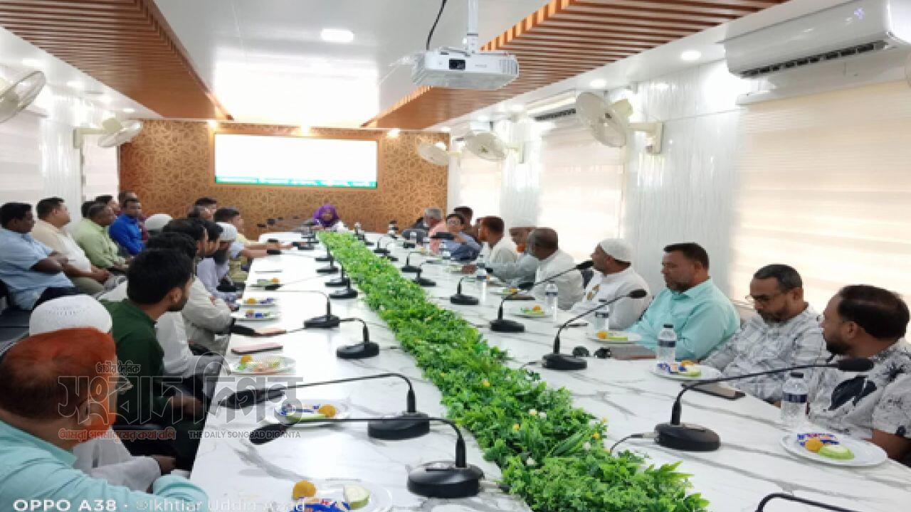 পত্নীতলায় নবাগত ইউএনও রিফাত আরা'র সাথে মতবিনিময় সভা অনুষ্ঠিত