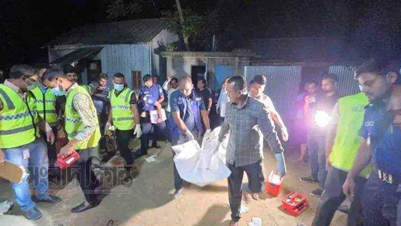 ফরিদপুরে রক্তাক্ত ট্র্যাজেডি, দাদি-ফুপু ও প্রতিবেশীকে কুপিয়ে হত্যা পলাতক যুবক