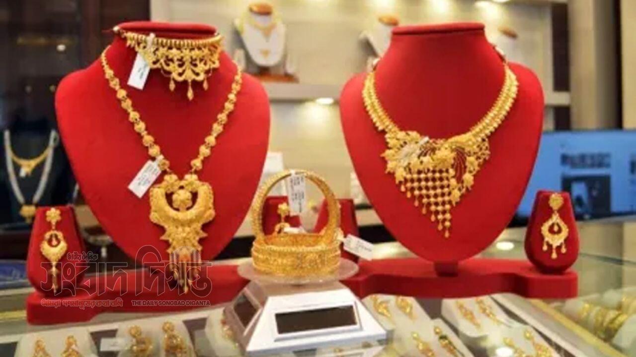 দেশের বাজারে স্বস্তি, টানা দ্বিতীয় দফায় কমলো সোনার দাম 