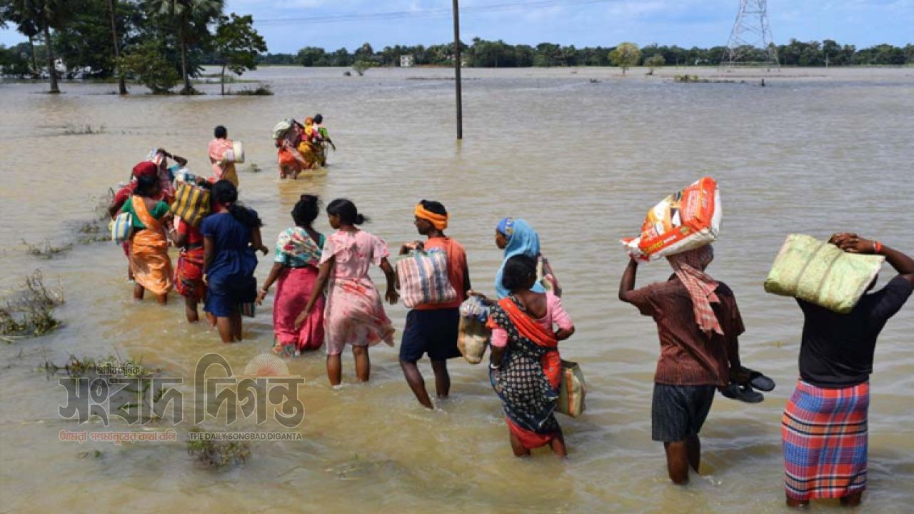 ভারী বৃষ্টিতে উত্তর-পূর্বে বন্যা আশঙ্কা , দ্রুত বাড়ছে নদীর পানি