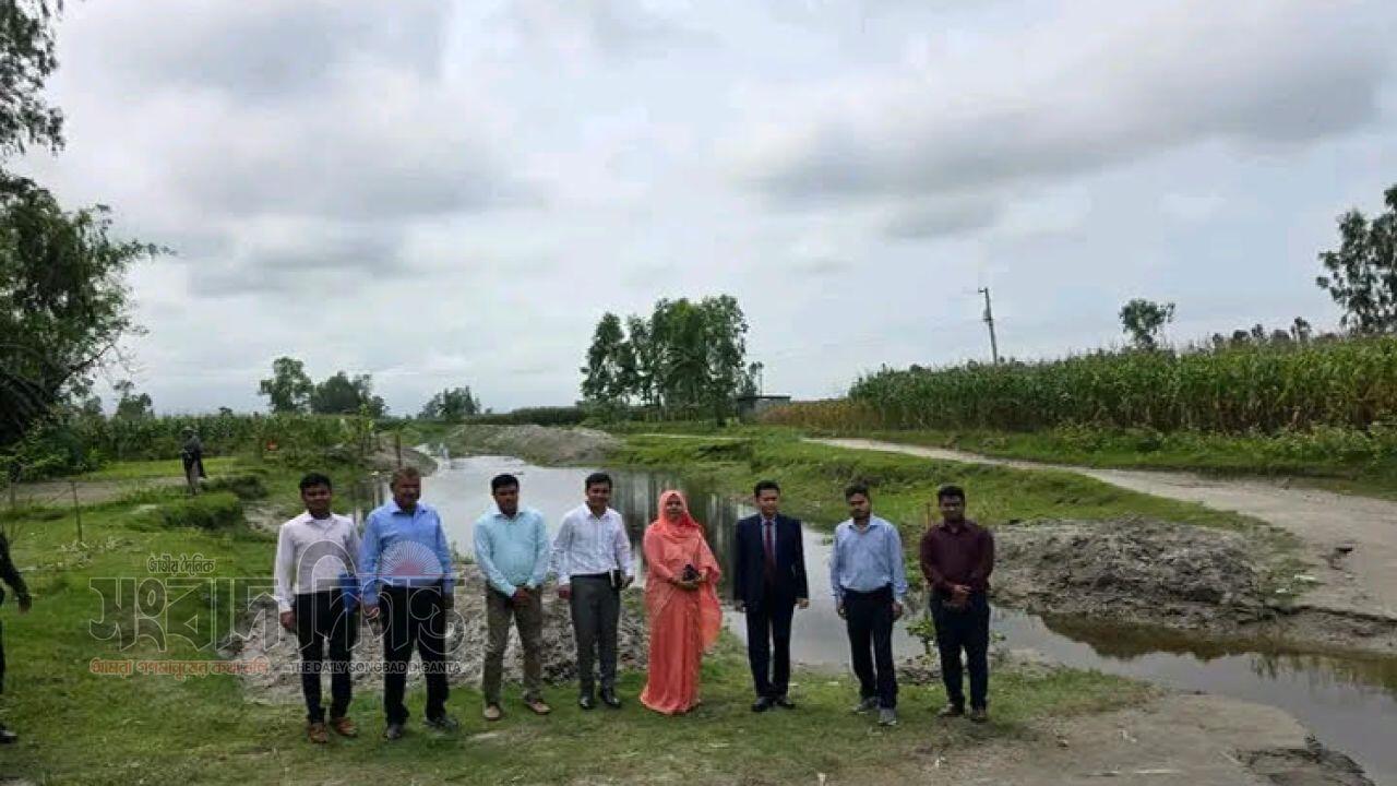গঙ্গাচড়ায় জেলা প্রশাসকের দিনব্যাপী ব্যস্ততা, ভূমি অফিসসহ বিভিন্ন দপ্তর পরিদর্শন  