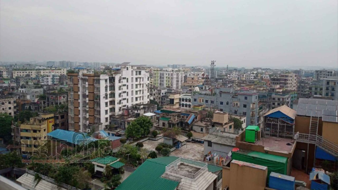 রাজধানীতে স্বস্তির আবহাওয়া, আকাশ থাকতে পারে আংশিক মেঘলা 