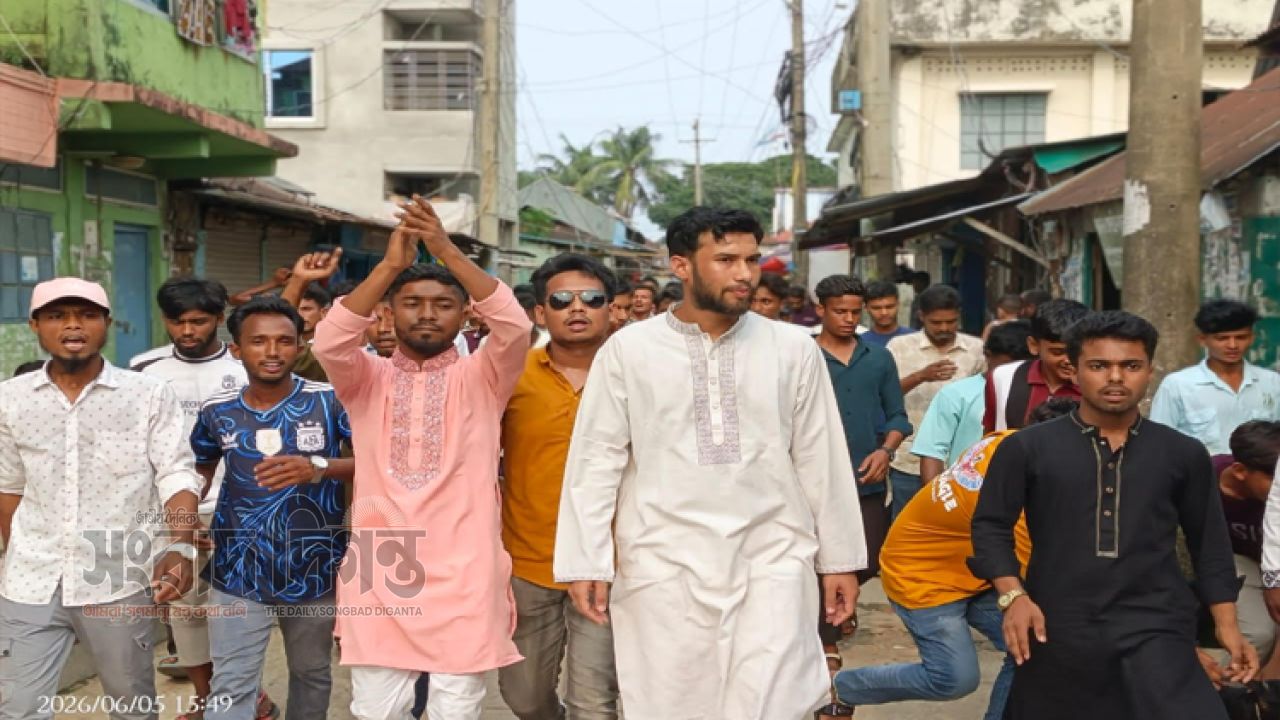 ঈদ পরবর্তী সৌজন্য সাক্ষাৎ ছাত্রদলের নেতা মোস্তাকিম 