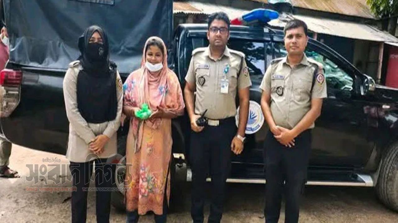মির্জাপুরে মুদি দোকানে অভিযান, ৩৯০ পিস ইয়াবাসহ নারী গ্রেপ্তার