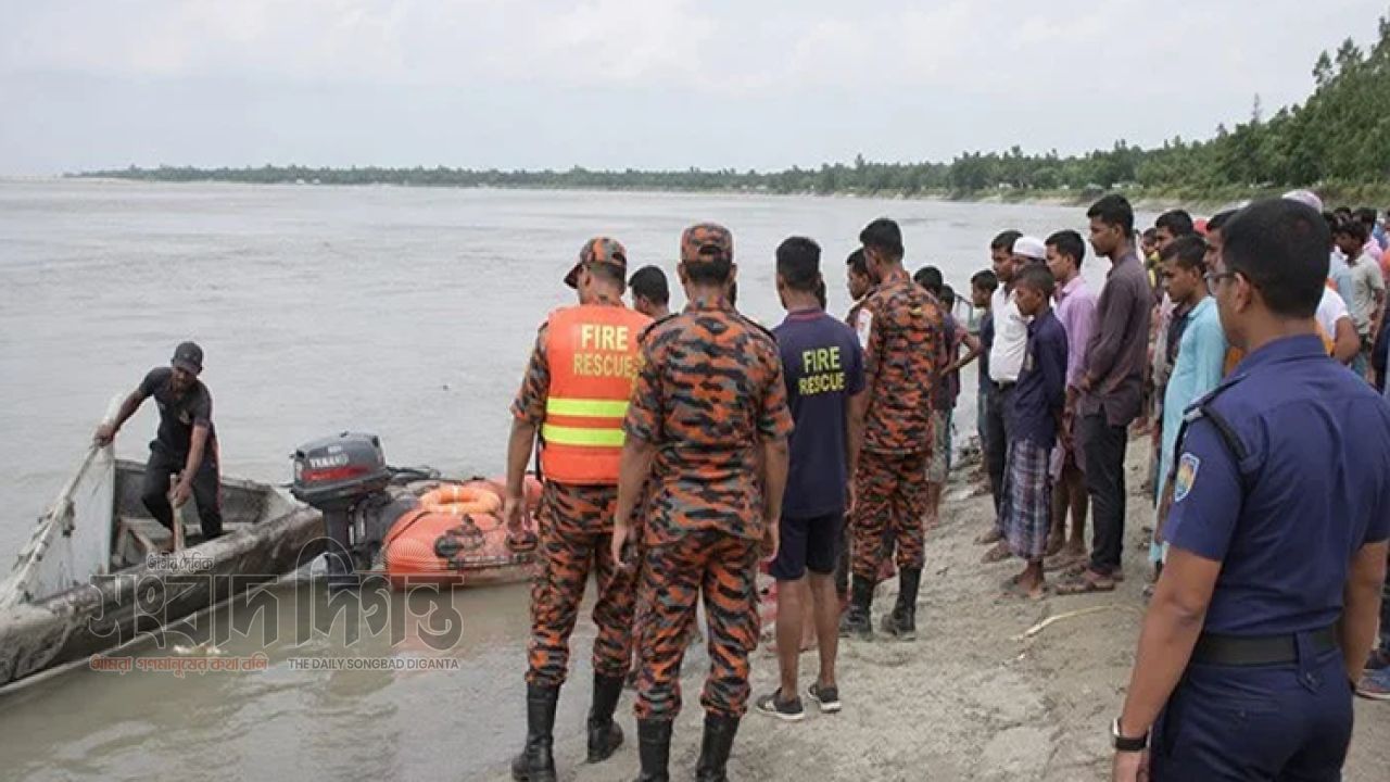 পদ্মা নদীতে গোসল, পরে মিলল দুই শিশুর মরদেহ