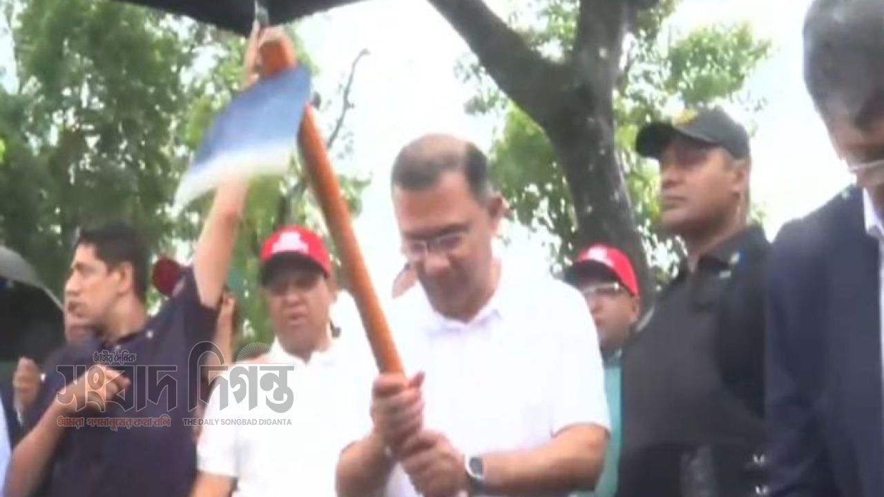 কক্সবাজারে পাতলী খাল পুনঃখনন উদ্বোধন করলেন প্রধানমন্ত্রী তারেক রহমান 