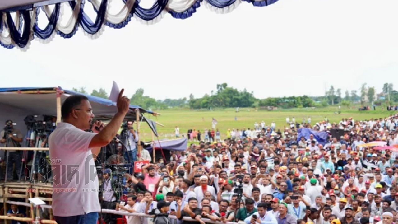 বিএনপির রাজনীতি মানুষের জন্য পথসভায় তারেক রহমান 