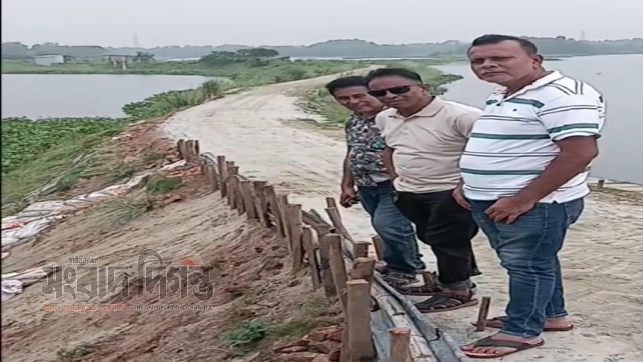 ছোটকয়ের খাতিয়া সড়ক আধুনিকায়নের দাবি এলাকাবাসীর 