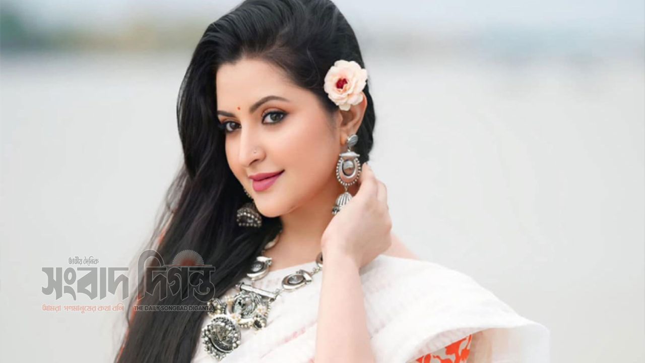 আর্জেন্টিনা নিয়ে উচ্ছ্বসিত পরীমণি 