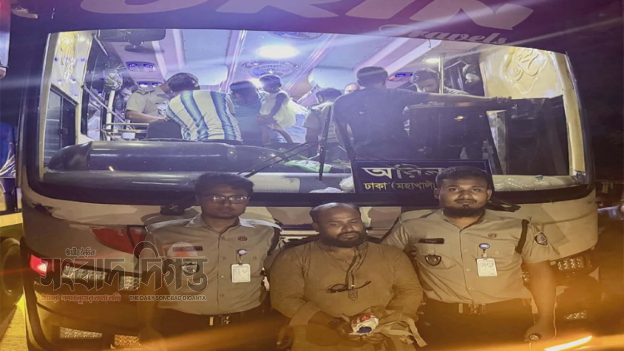 ২ হাজার পিস ইয়াবা ট্যাবলেটসহ কক্সবাজারের মাদককারবারী করিম বগুড়ায় গ্রেফতার  