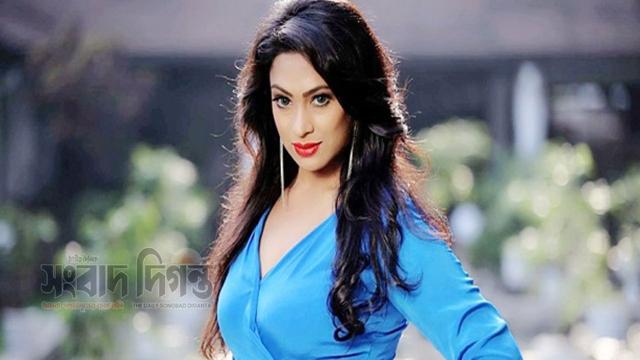 ফিরবেন না পপি 