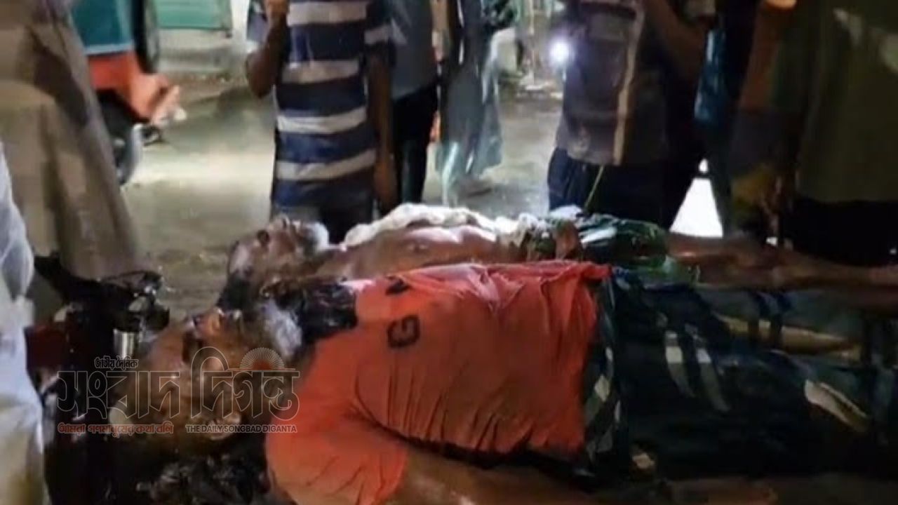 সাভারে বজ্রপাতে তিন কৃষিশ্রমিকের মৃত্যু 