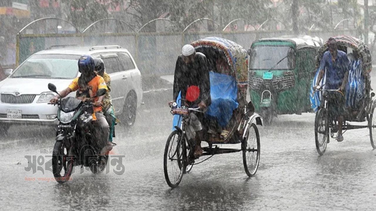 দেশজুড়ে বৃষ্টির আভাস, কোথাও কোথাও ভারী বর্ষণের সম্ভাবনা 