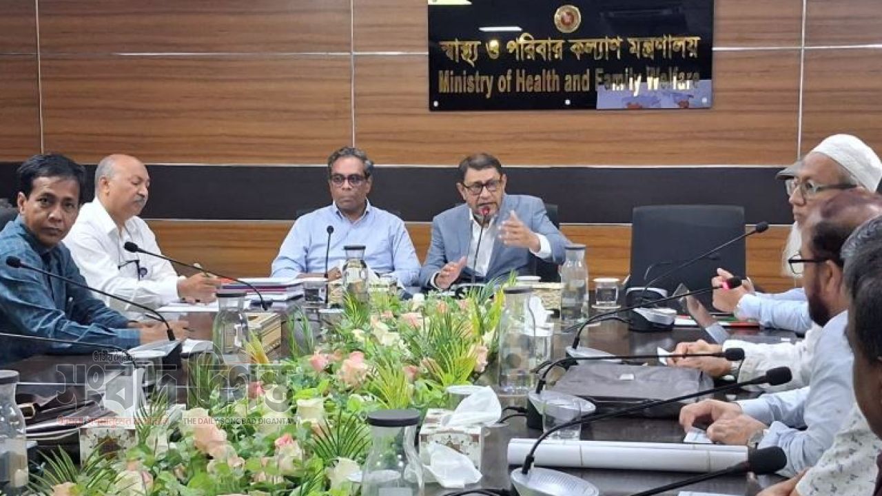 ডিজিটাল হচ্ছে সরকারি হাসপাতাল, কমবে ভোগান্তি ও চিকিৎসা ব্যয় : স্বাস্থ্যমন্ত্রী