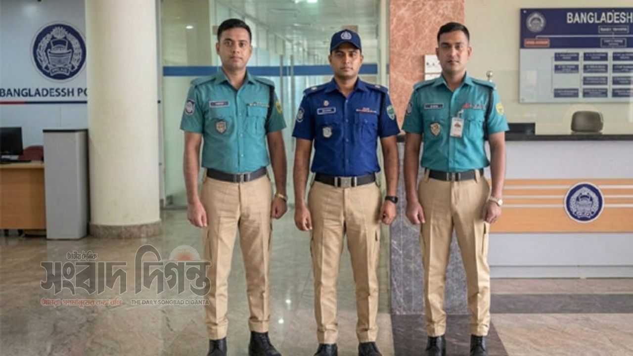 গাঢ় নীল শার্ট ও খাকি প্যান্টে ফিরল পুলিশের পোশাক 