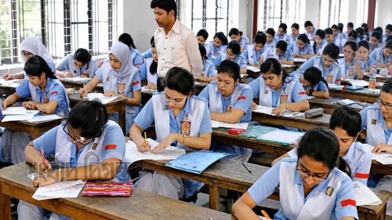 সারা দেশে শুরু এইচএসসি ও সমমান পরীক্ষা, নিরাপত্তায় নতুন প্রযুক্তির সংযোজন 
