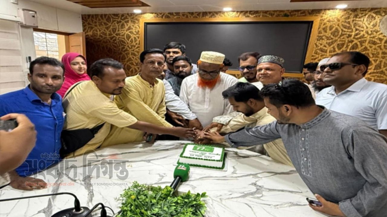 পত্নীতলায় এনটিভির  ২৪ তম প্রতিষ্ঠাবার্ষিকী উদযাপন 
