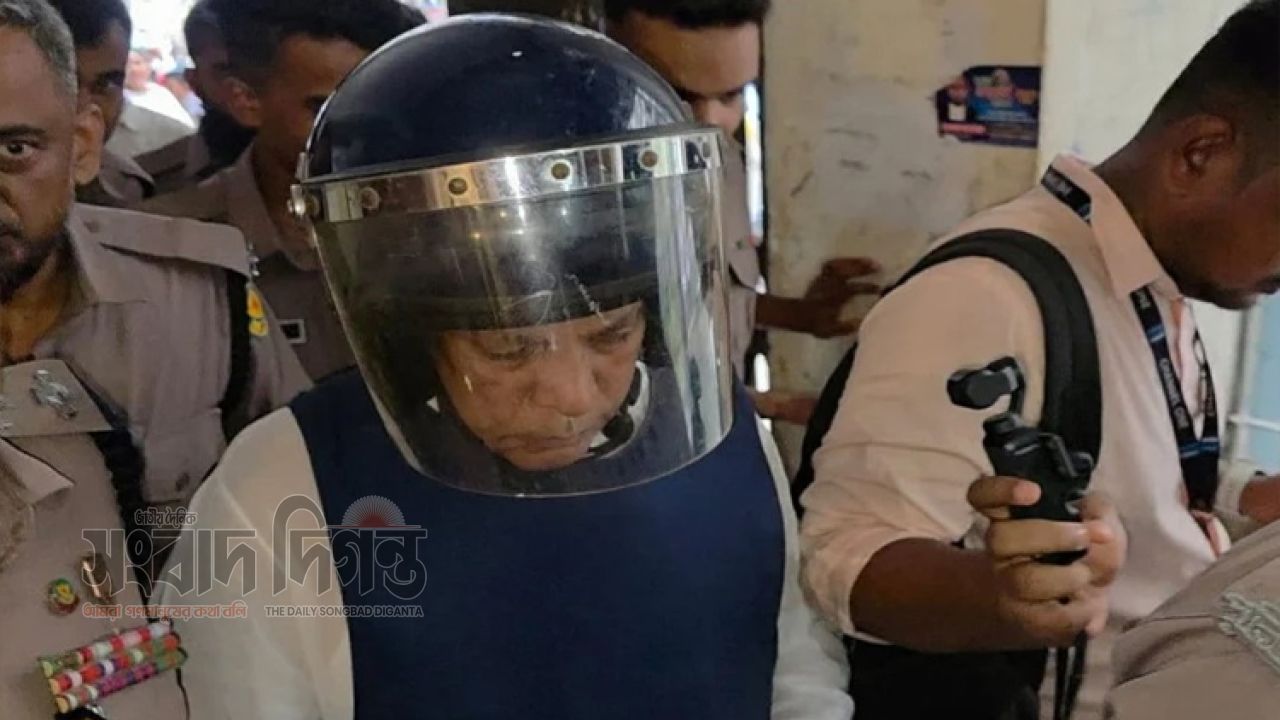 বঙ্গবাজার অগ্নিসংযোগ মামলায় সাবেক এমপি আফজাল হোসেন গ্রেফতার 