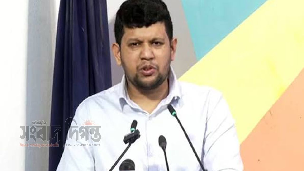 ফার-রাইট নিয়ে বিস্ফোরক মন্তব্য মাহফুজ আলমের