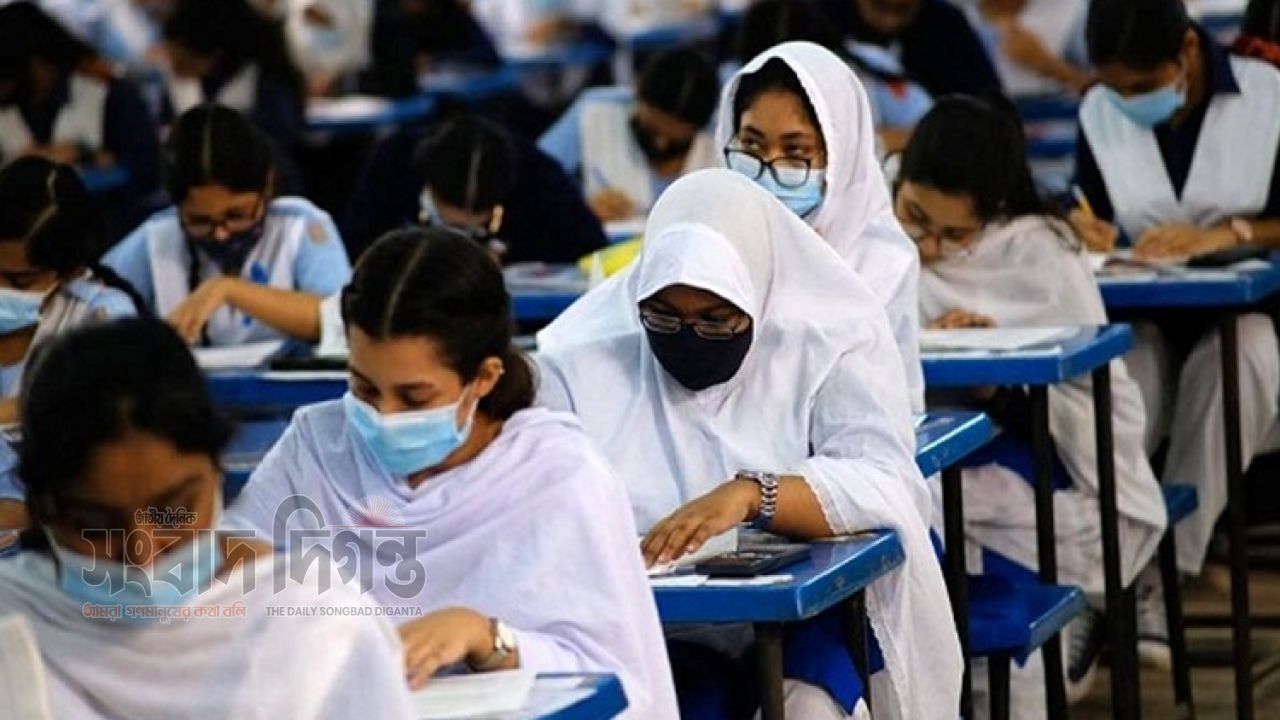 নকলের দায়ে ৯৫ বহিষ্কার, বন্যায় চট্টগ্রাম বোর্ডের পরীক্ষা স্থগিত